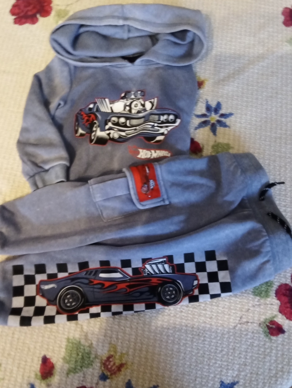 Kids Light Gray Hoodie & Joggers Set with Racing Car Graphics